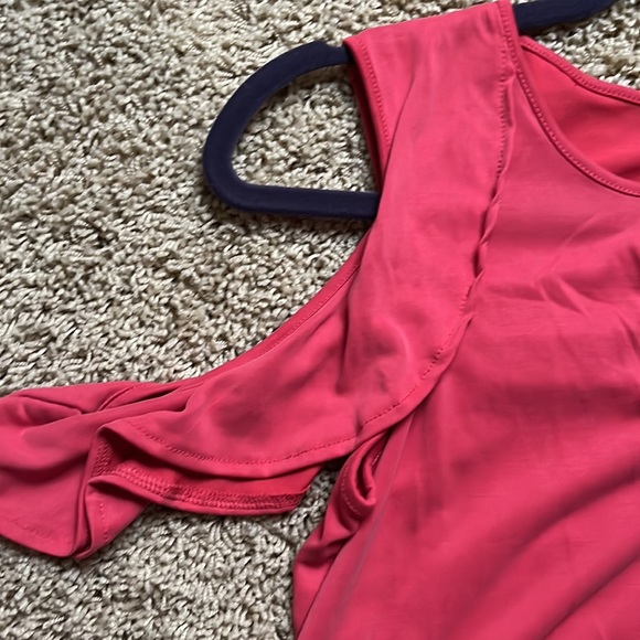 Brand new Jessica Simpson top - Picture 2 of 5